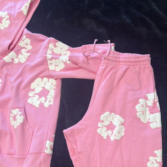 PINK DENIM TEARS🎀 MEDIUM - Picture 2 of 7